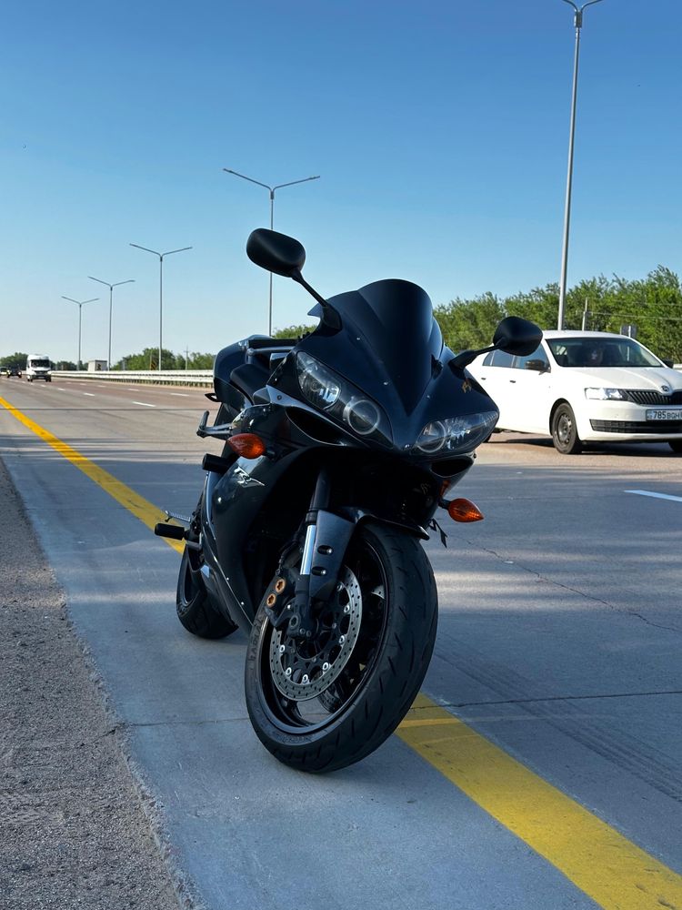 Продам Yamaha R1 2007 года в хорошем состоянии.