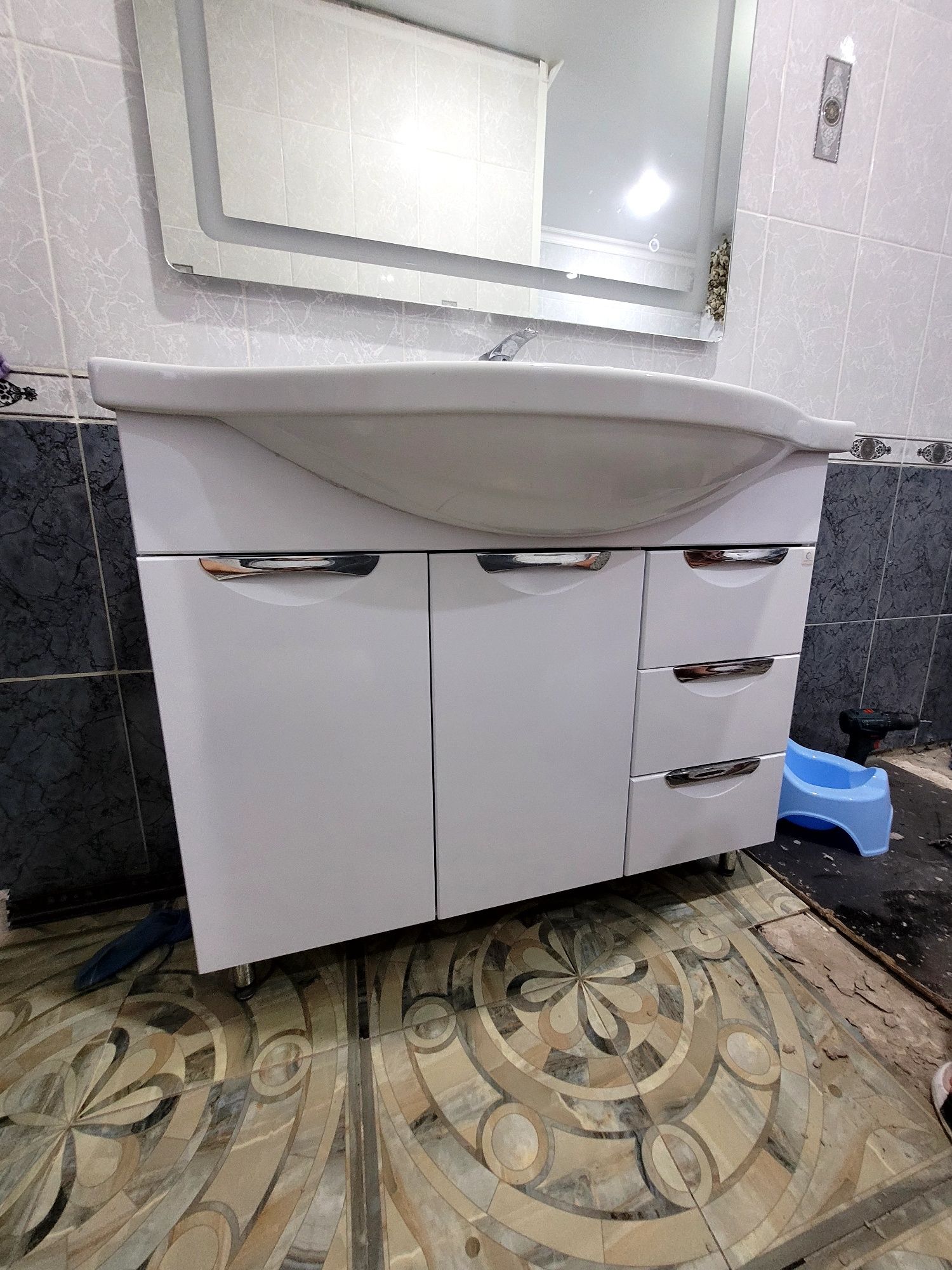 Продам раковину  в отличном состоянии