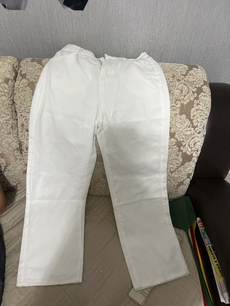 Продам джинсы новые!!