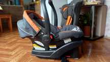 Продам автокресло переноску Crago c креплением ISOFIX