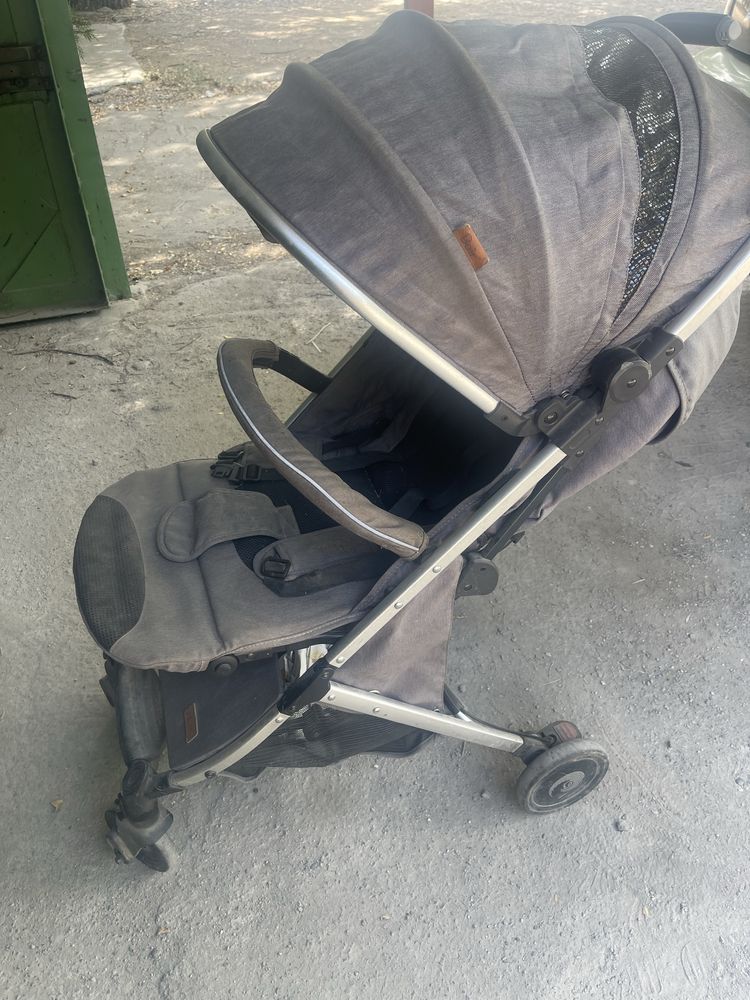 Продам складную коляску