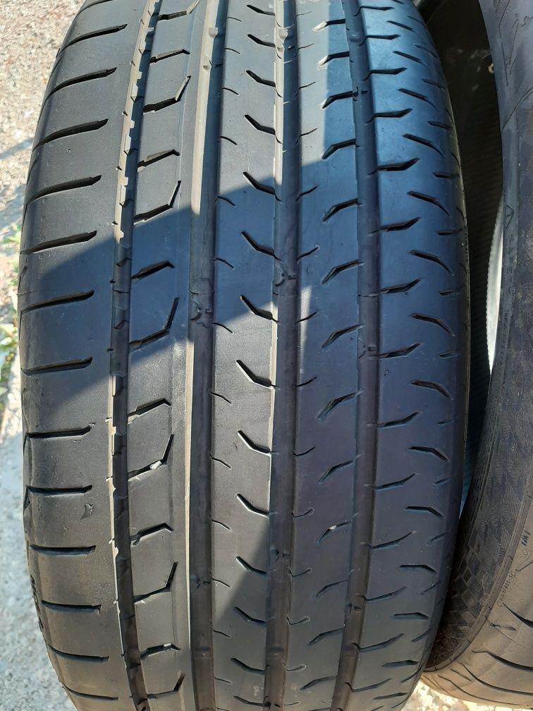 Продам шины 245/45/20 континенталь