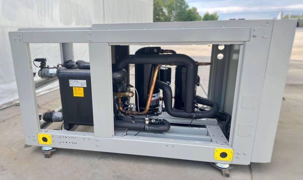 Чиллер DAIKIN EWHQ120G (95кВт)
