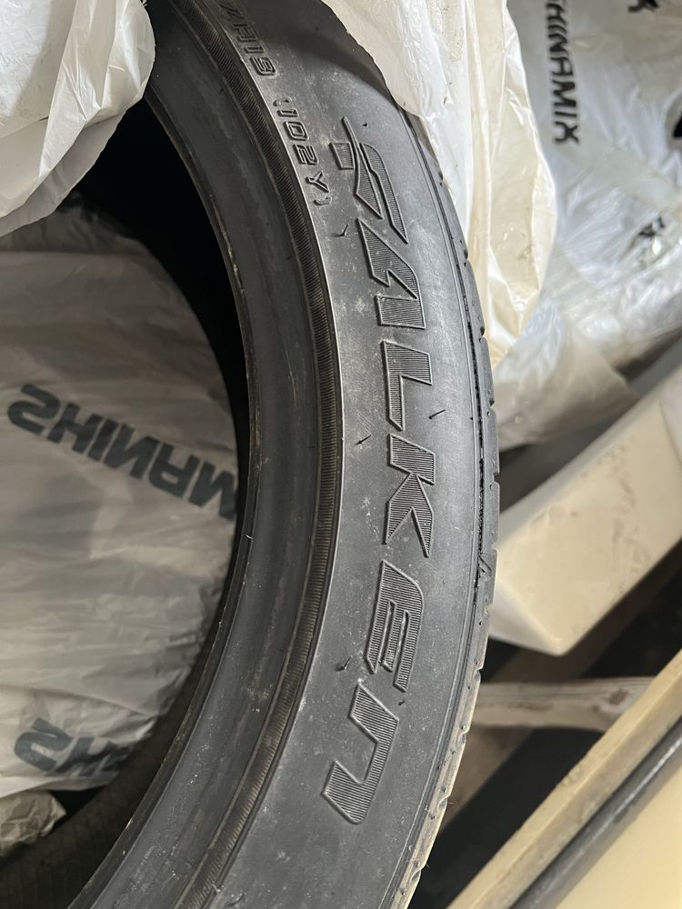 Пара шин Falken Azenis FK510 245/45/R19