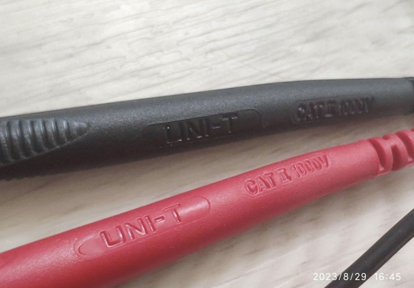 Оригинал  UNI-T  10 A 1000 V Новые 2000тг