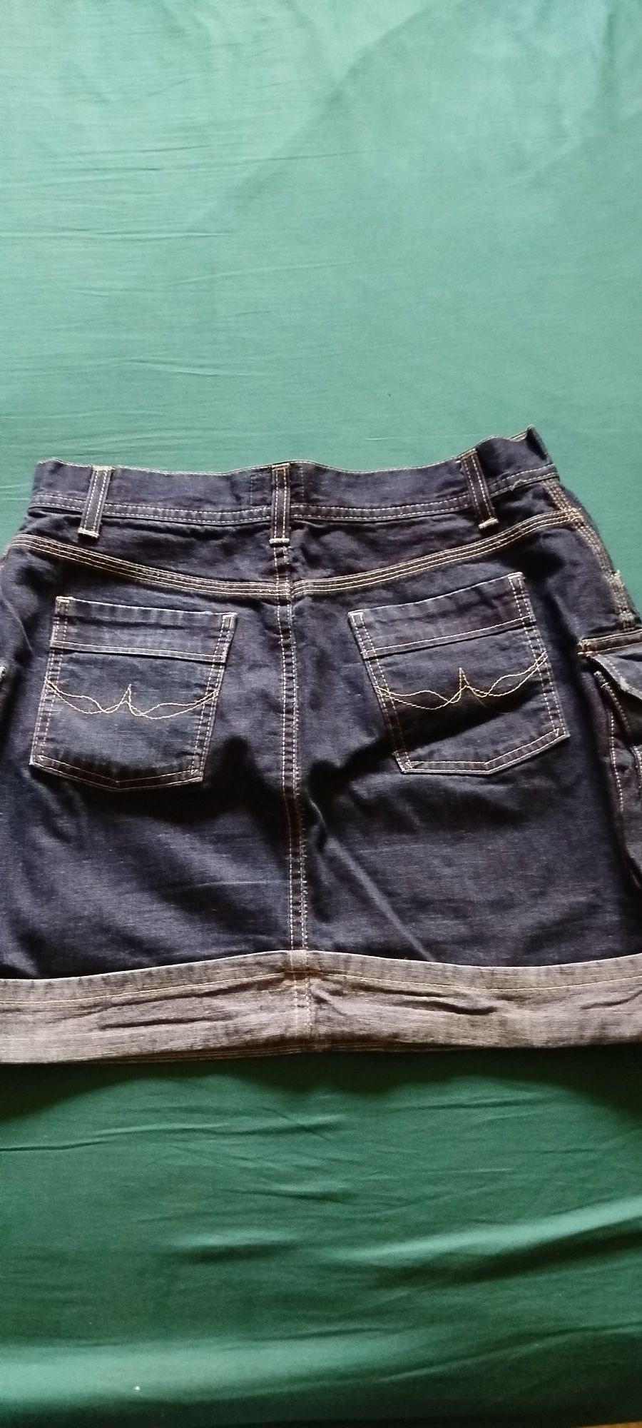 Продам джинсовые юбку