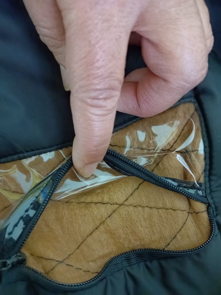 Продам зимнюю куртку
