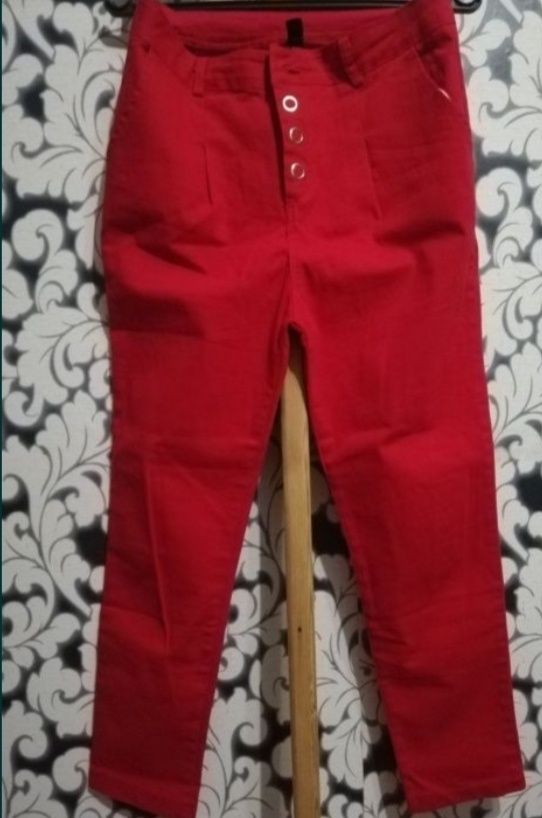 Продам капри новые