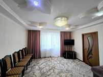 Продам 3х квартиру на 6мкр р-н 10 школы ,на 2/9этаже