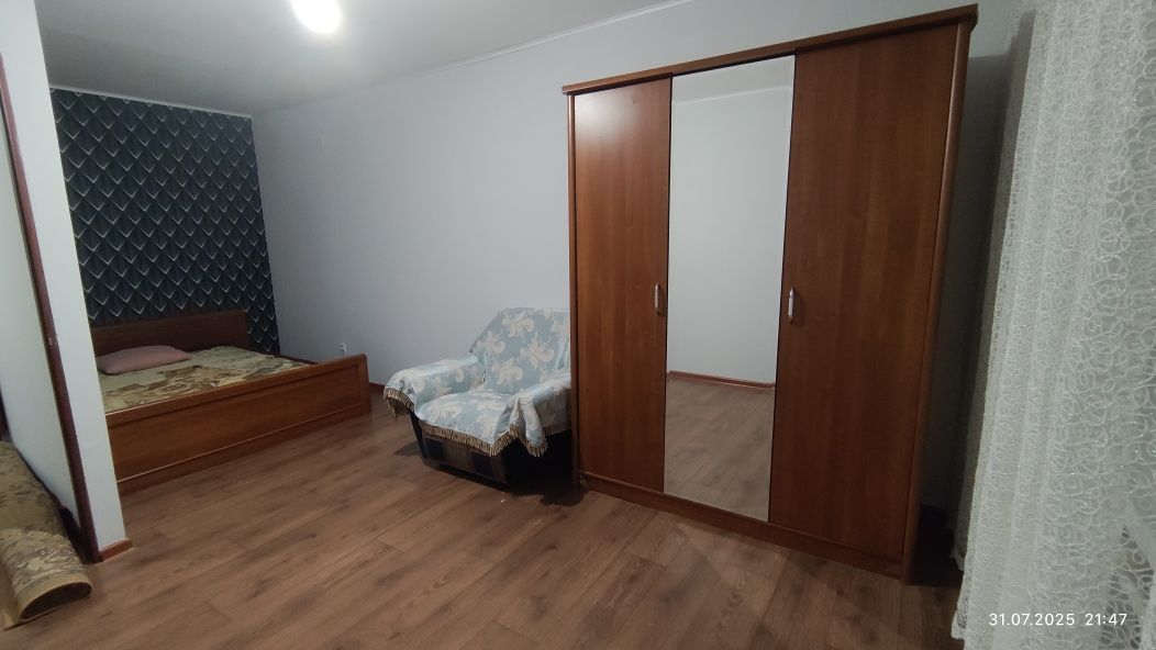 Сдам 1,5 кв на длительный срок
