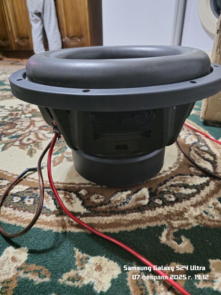 Продам сабвуферный динамик EDGE EDP122SPL-E6