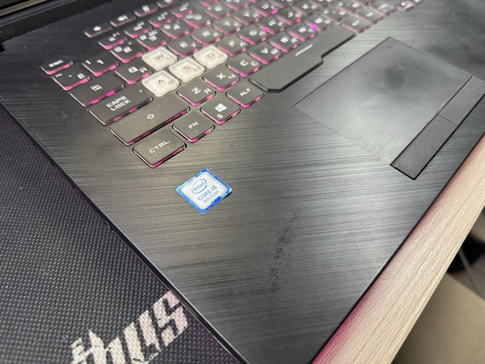 Продам Asus rog strix
