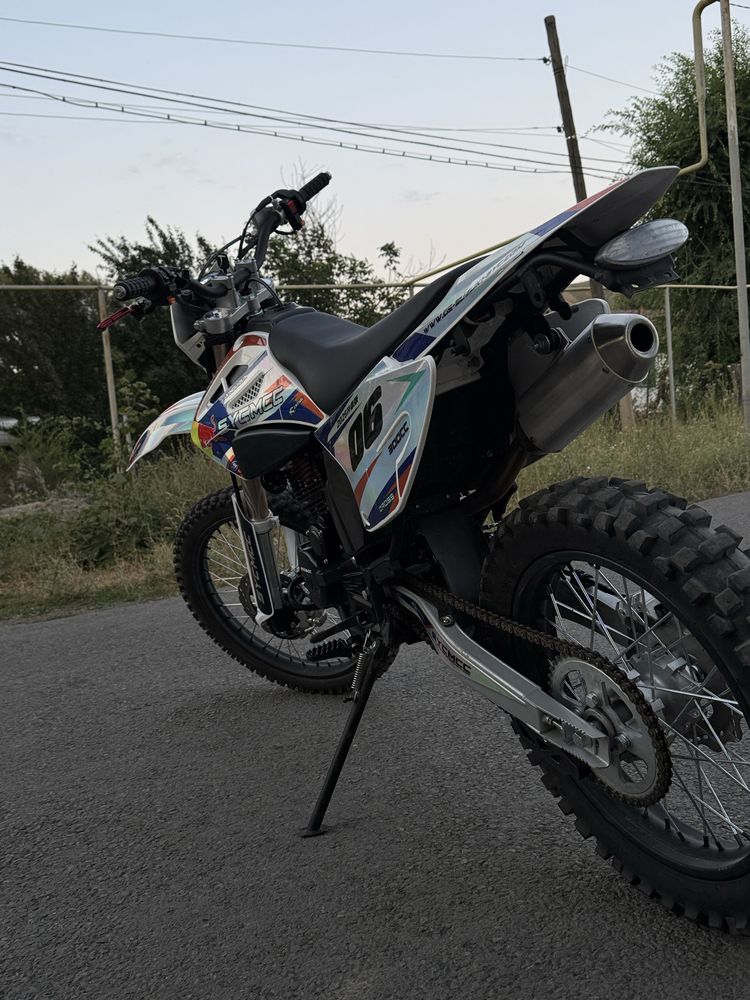продам эндуро 06