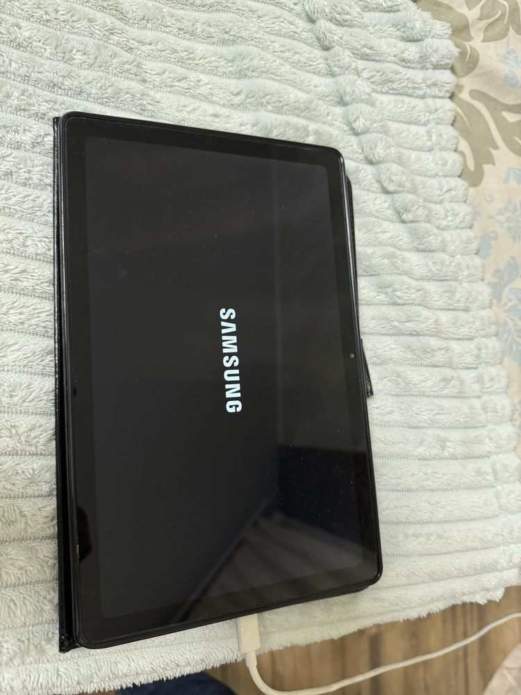Самсунг а7–Samsung A7