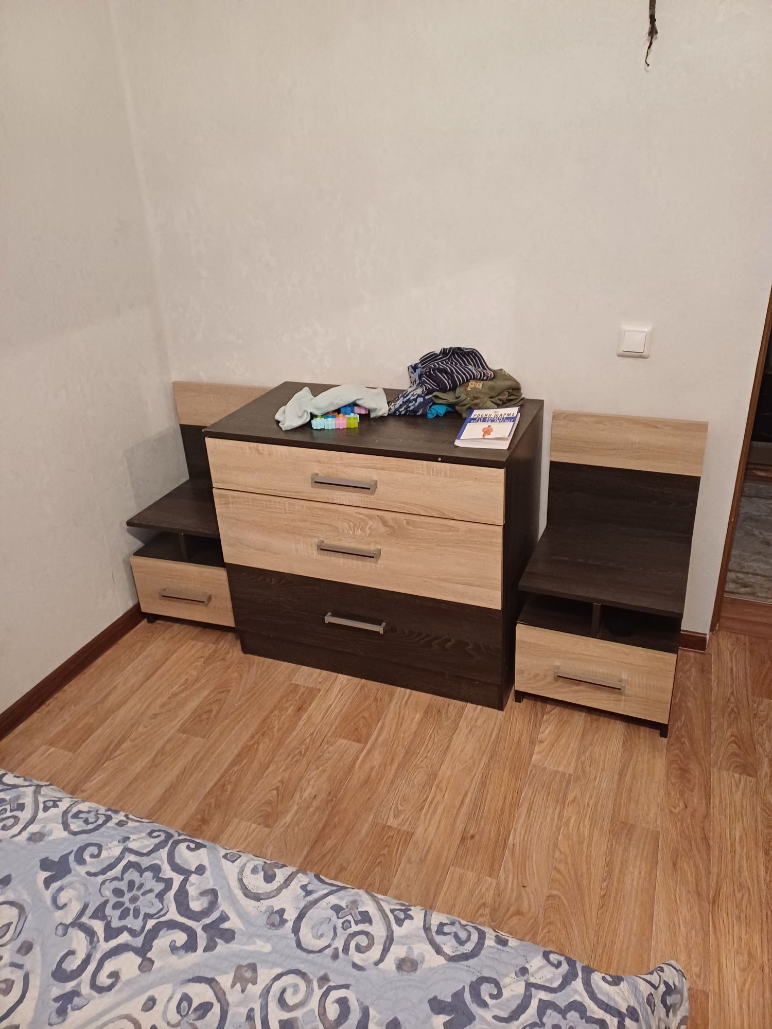 Спальный гарнитур