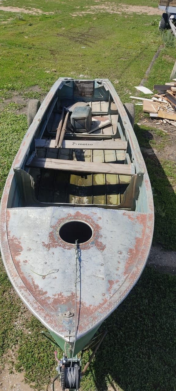 Продам алюминиевую лодку