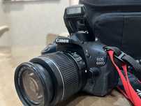 Canon EOS 600D камера