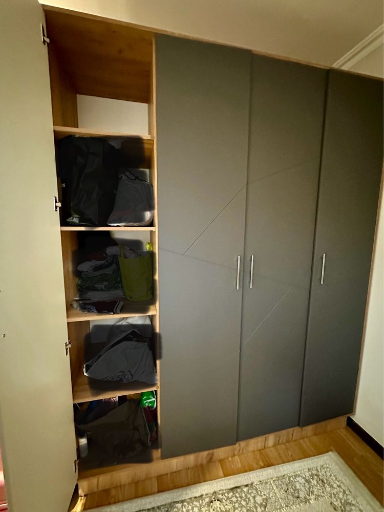 Продам абсолютно новый шкаф серого цвета