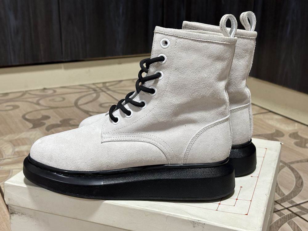 Новые зимние ботинки Alexander McQueen