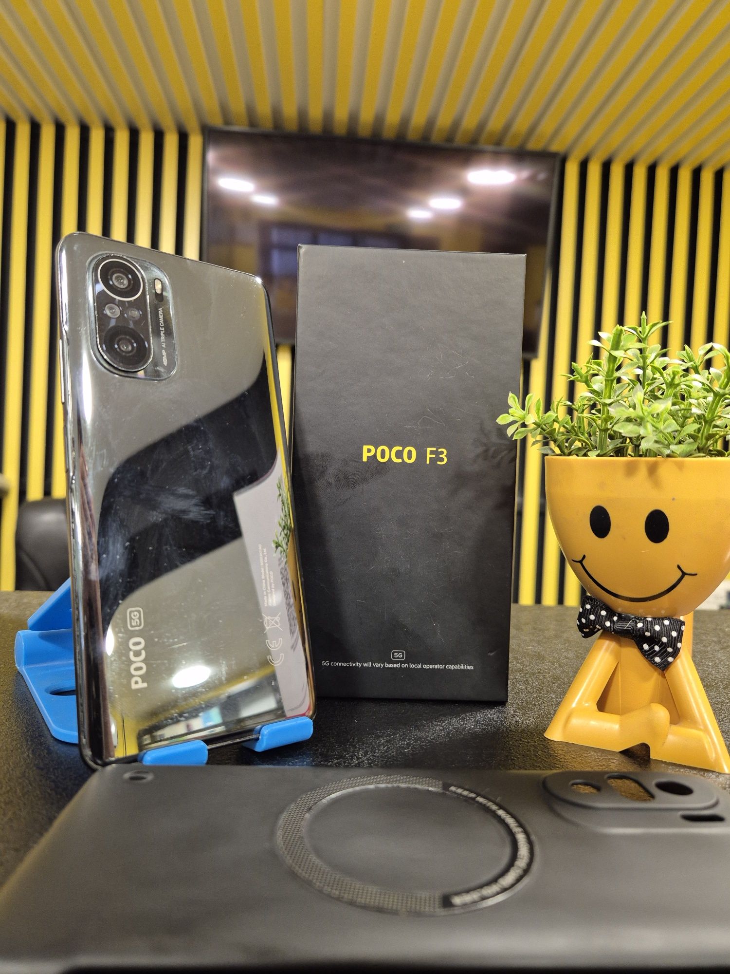 Poco  F3,  256гб