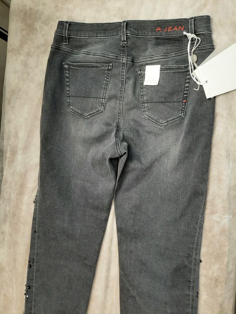 Продам итальянские джинсы P-jean