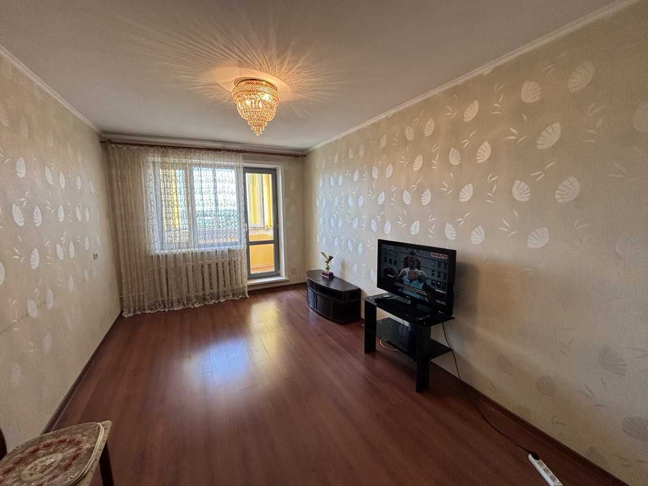Продам 2-ком квартиру в 7 мкр