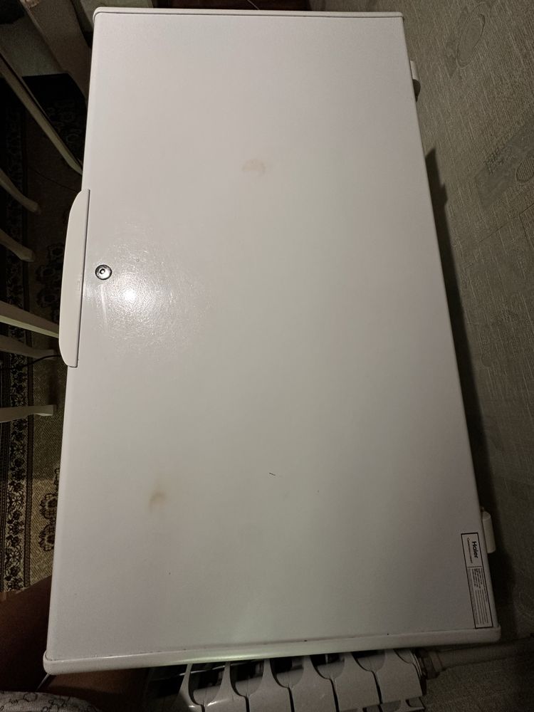 Продам морозильный ларь Hair HCE203R.
