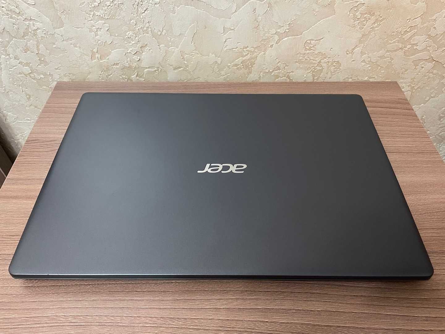 Продам Acer Aspire 3 /Celeron N4020/4Gb Ram/256Gb ssd/Uhd Graphics 60