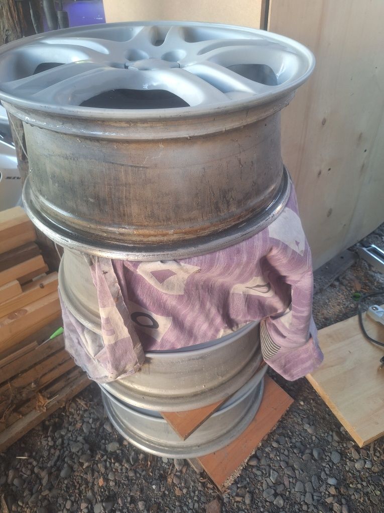 Продам Диски на  Субару