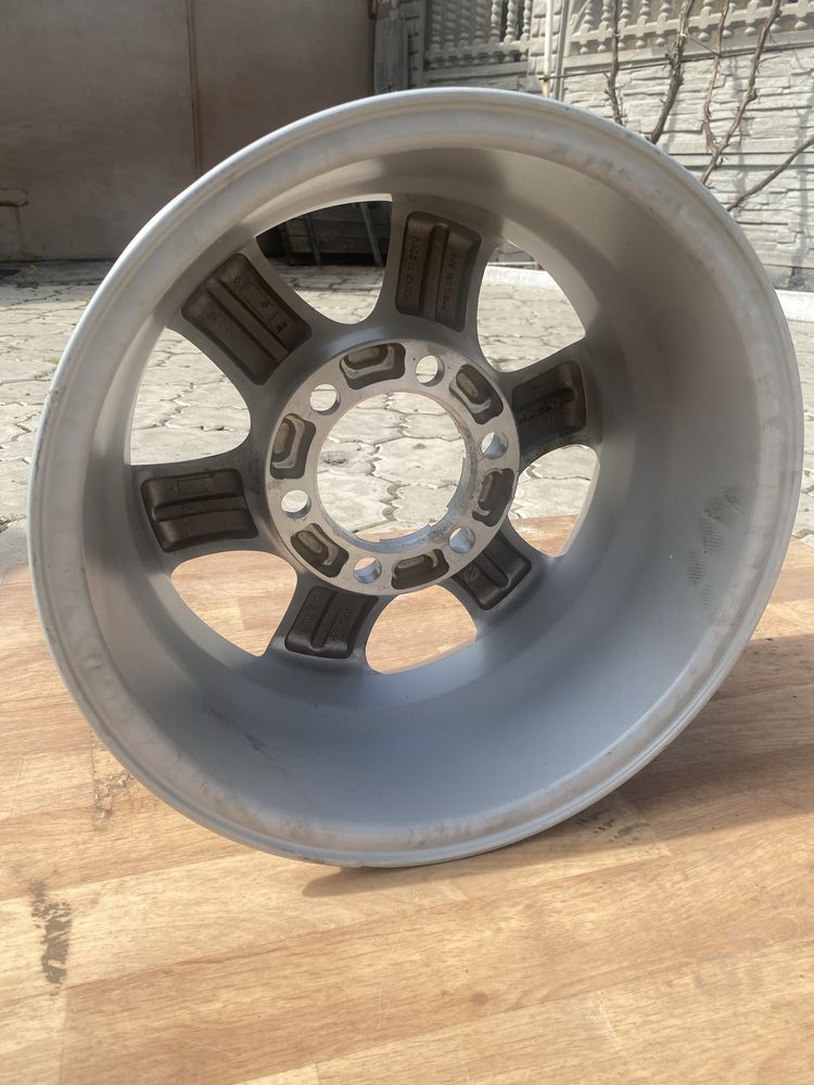 Диски R15 новые 4 шт