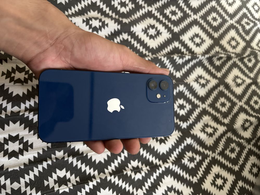 Iphone 12 с каробкой