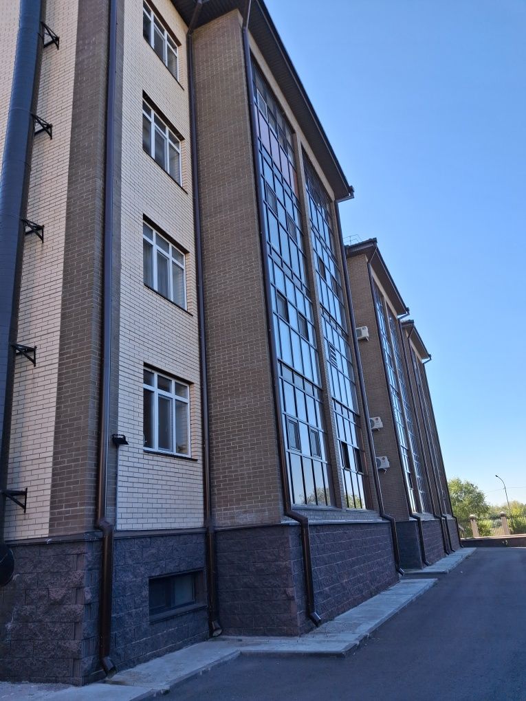 Продаём квартиру ЖК Элит.Ботаническая 107 квадратов,поддоны,газели.