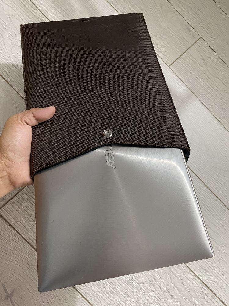 Zenbook ASUS самый тонкий ноутбук