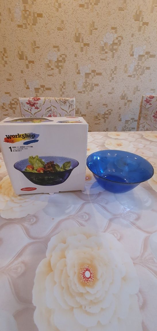 Салатница в коробке