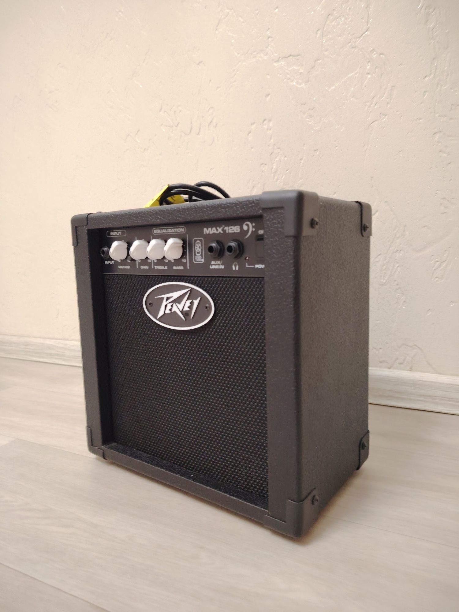 Басовый Комбик Peavey MAX 126