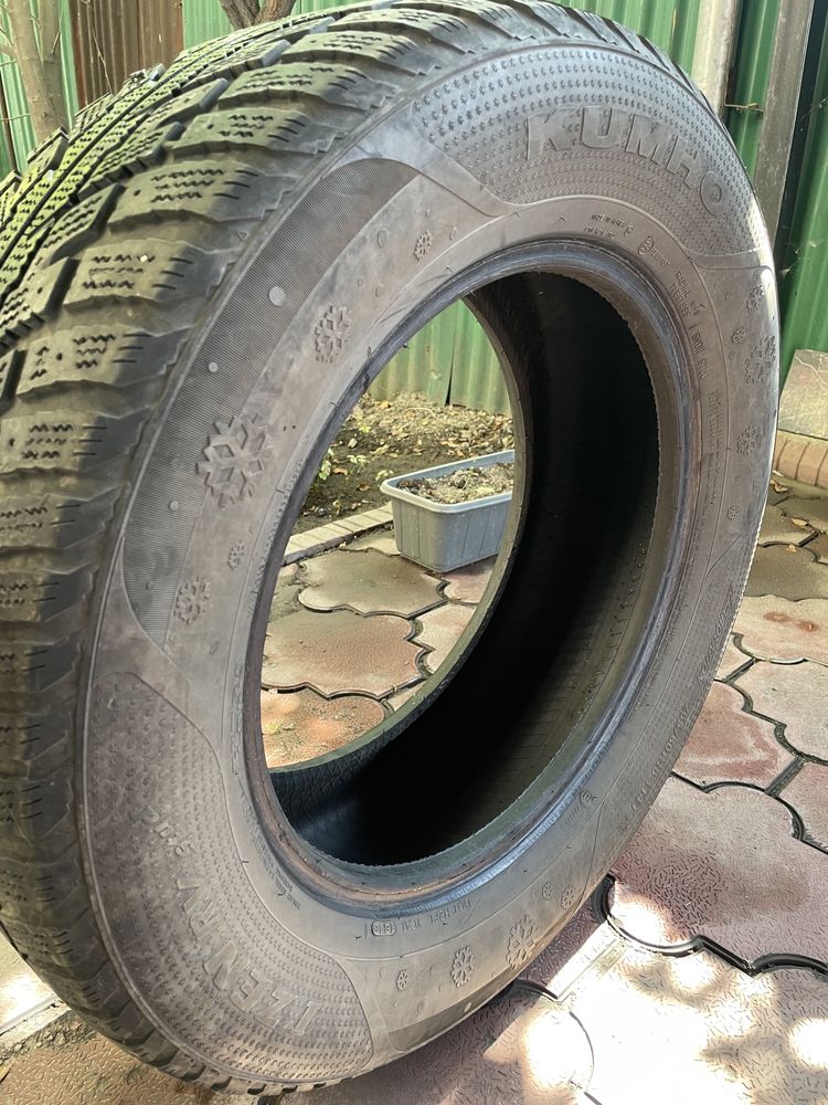 Шины KUMHO корейского производства (4шт.)