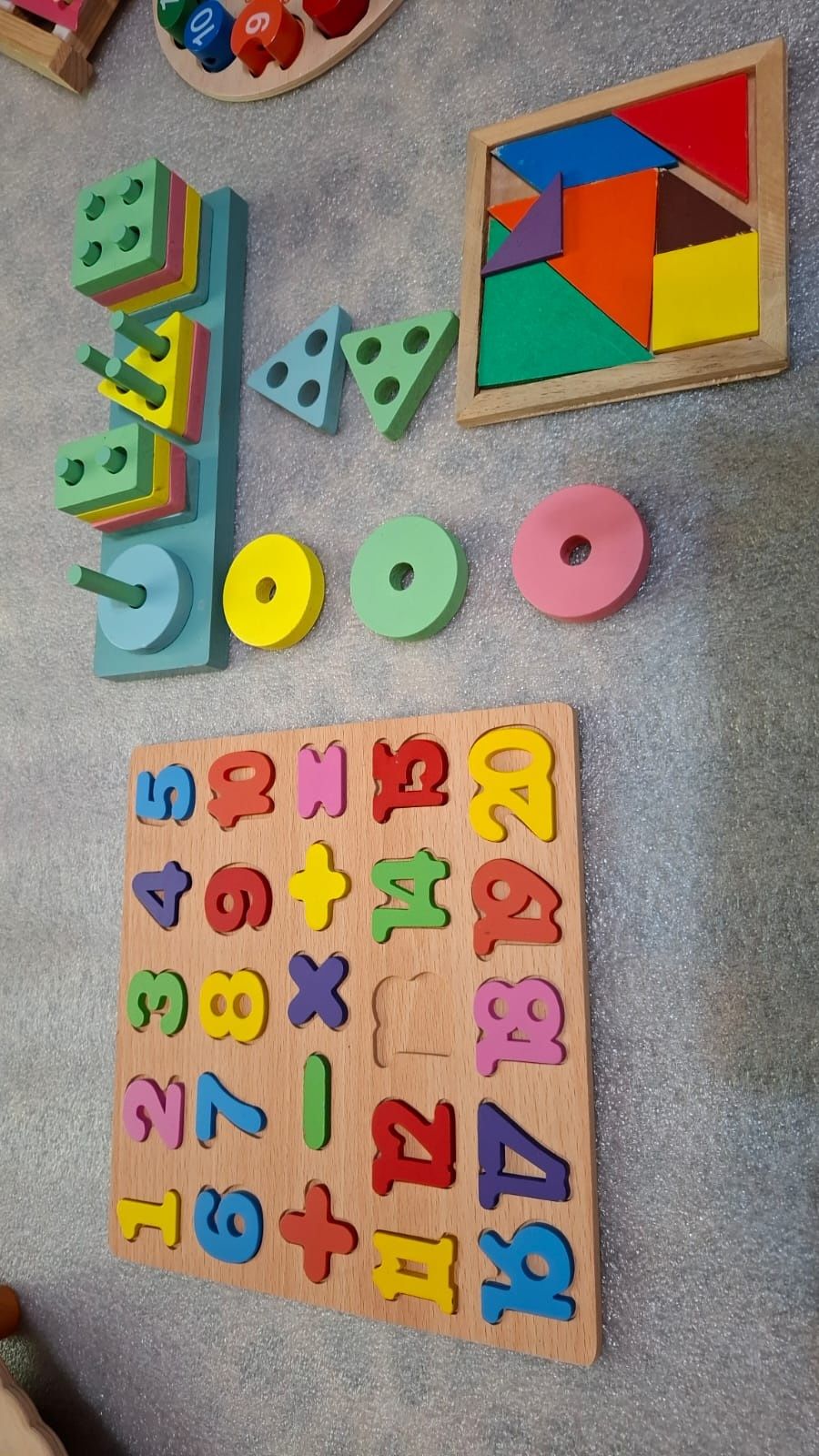 Развивающие игрушки