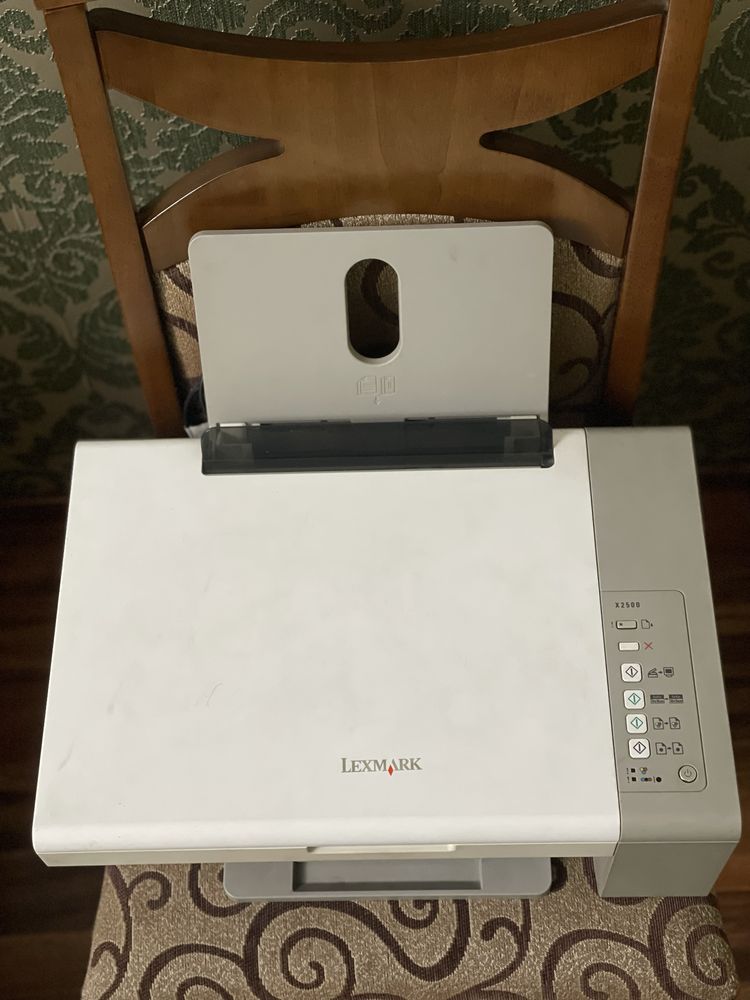 Продам принтер Lexmark X2500