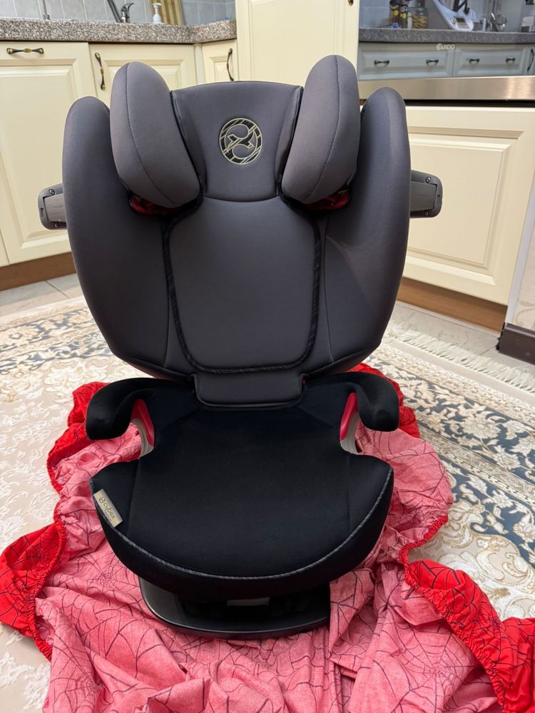 Продам автокресло Cybex Pallas S-Fix Granite Black