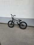 BMX в ОТЛИЧНЕЙШЕМ состоянии без торга