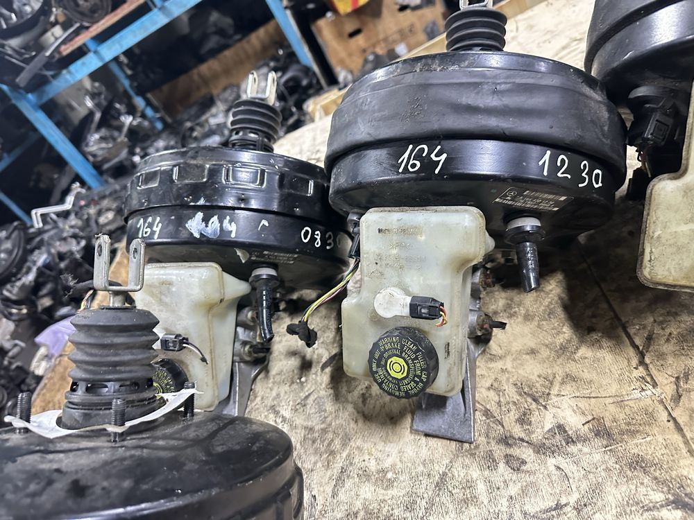 W164 ML350 мерседес тормозной вакуум бу запчасть авторабор мерсразбор