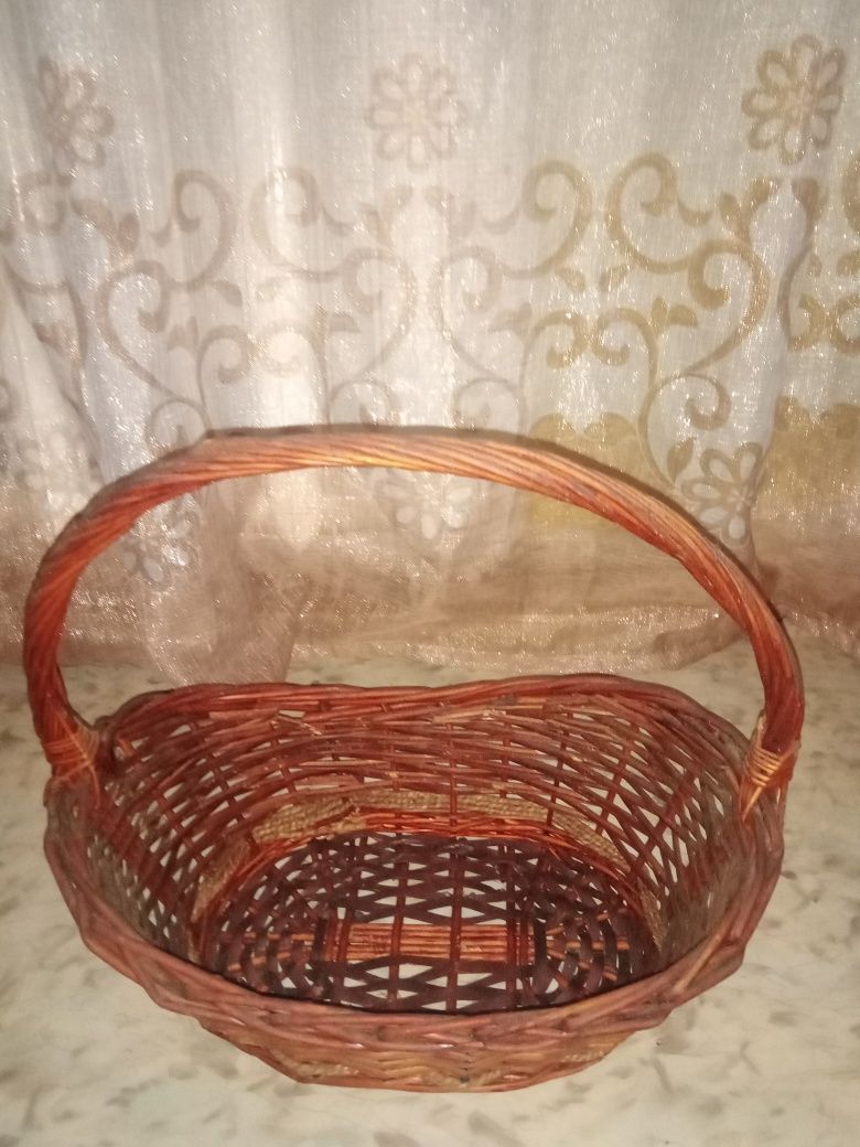 Корзина для цветов, подарков, игрушек и т.д.