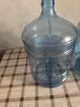 Продам бутыль 19 литров