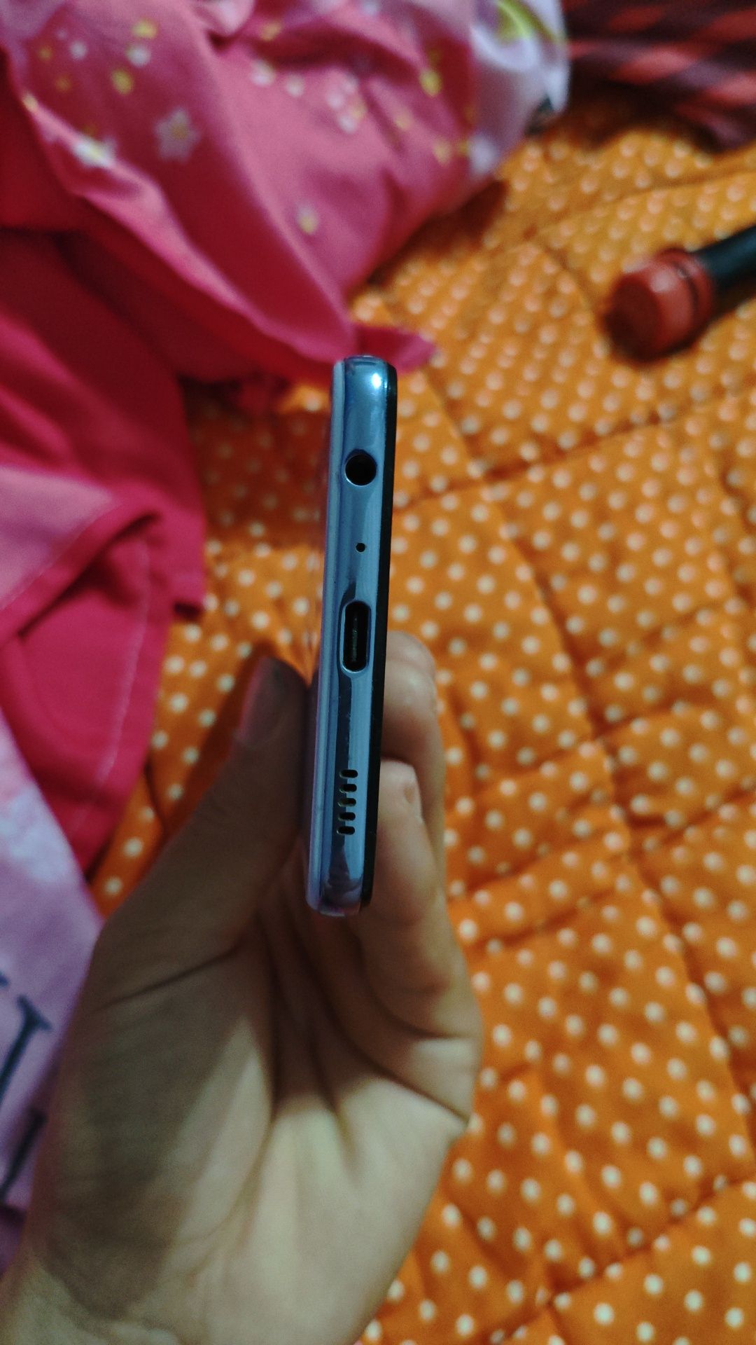 Galaxy a32 в хорошем состоянии