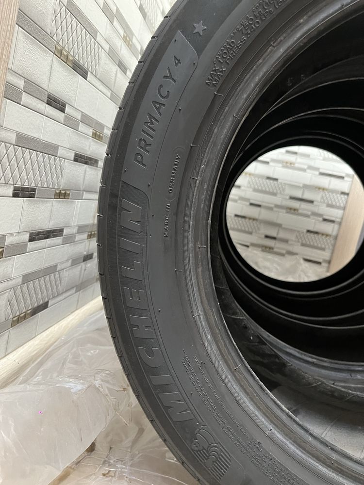 Комплект Летни резины R17/  225/50/17 Michelin Primacy 4