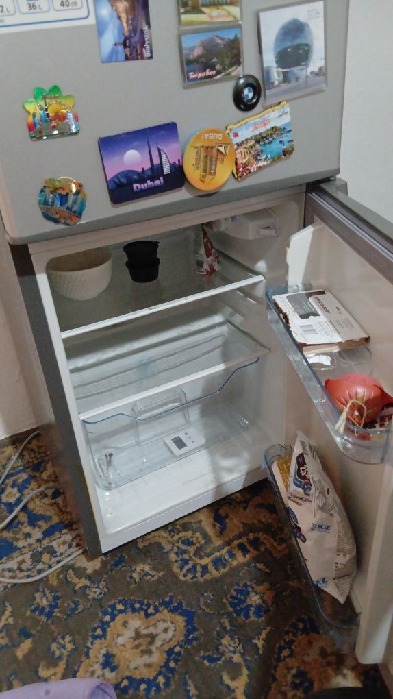 Холодильник продам