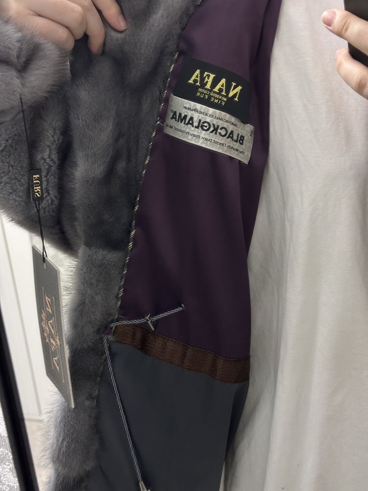 Продам норковую шубу новая