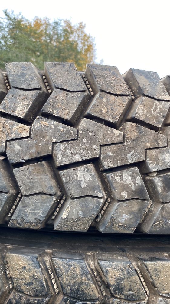 Продам б/у автошины 315/80/22.5