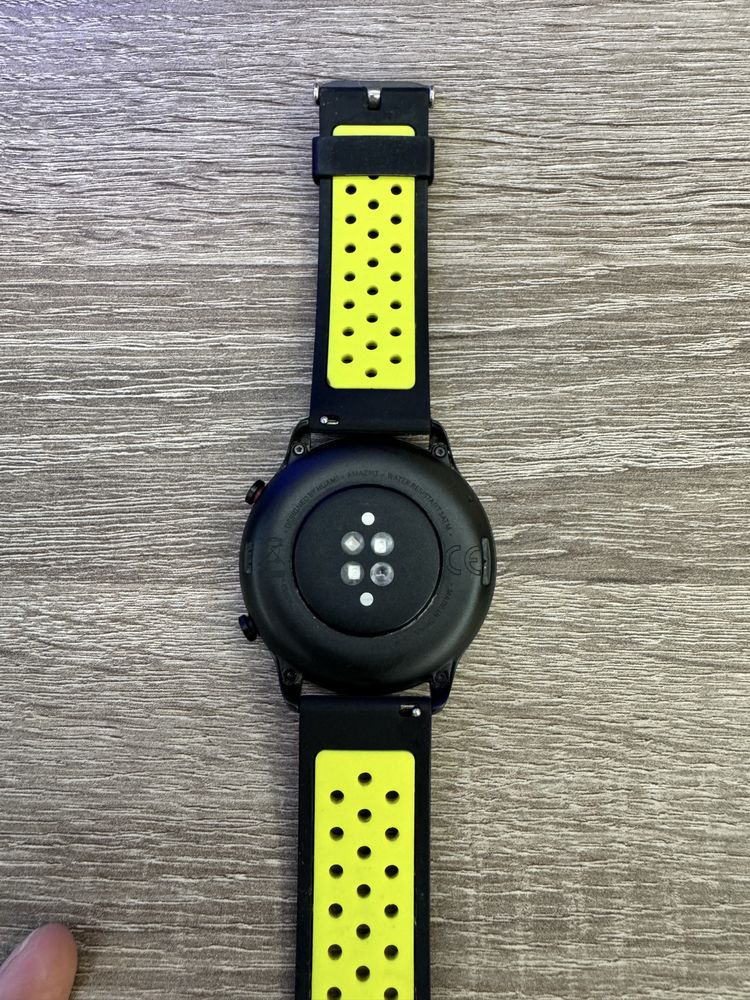 Смарт-часы Amazfit GTR 2