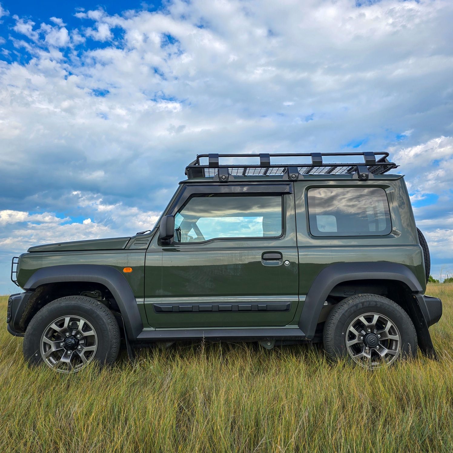 Suzuki Jimny 2023